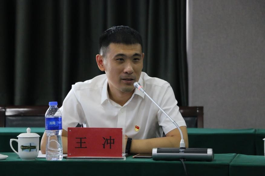 无修正