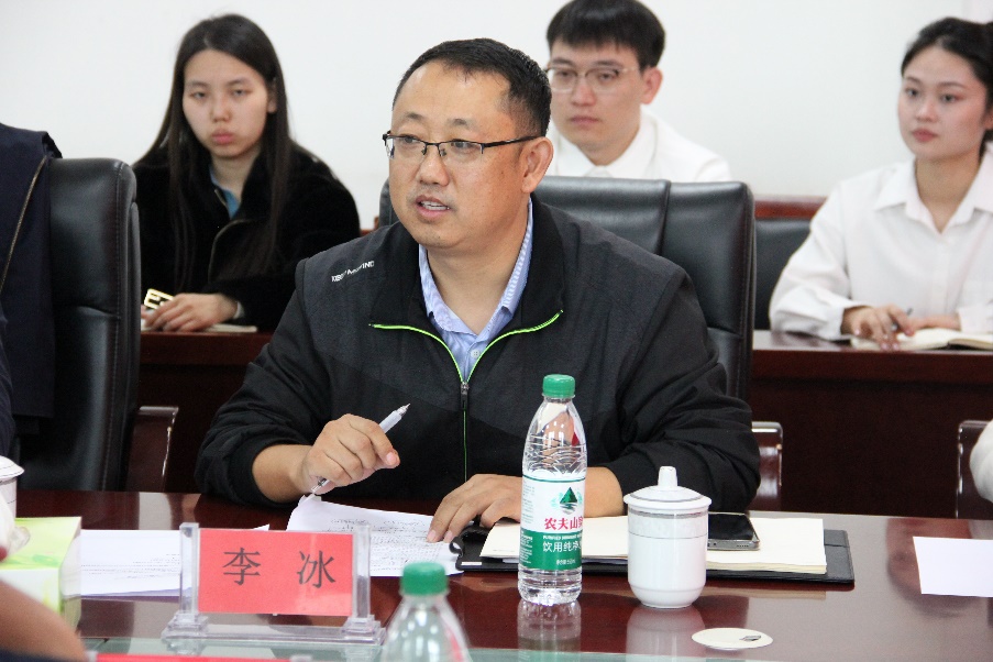 无修正