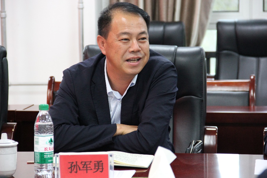 无修正