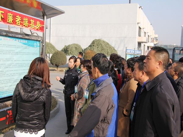 无修正